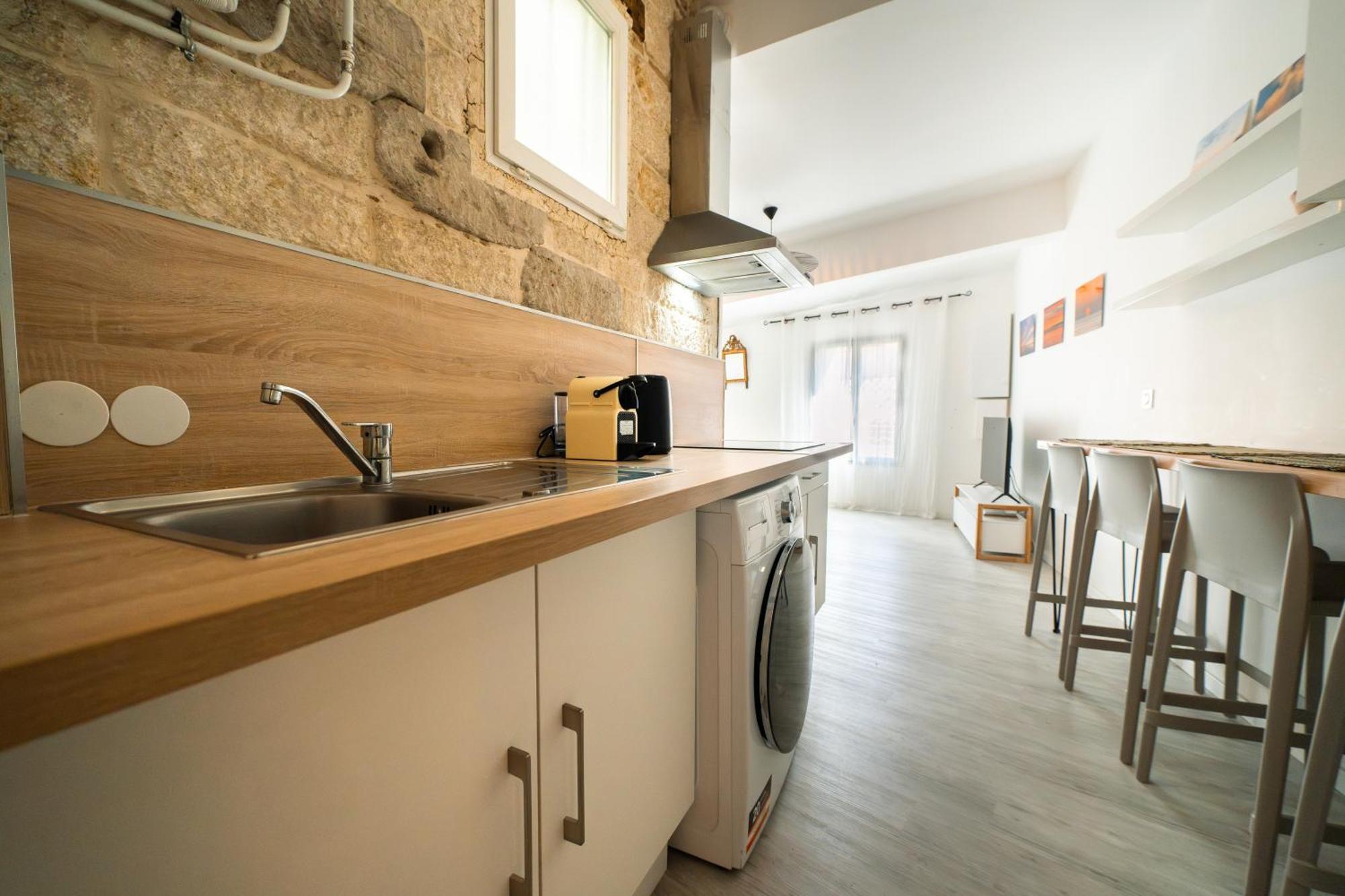 Le Lucia, Beau T2, Clim,centre Historique, Comedie Apartamento